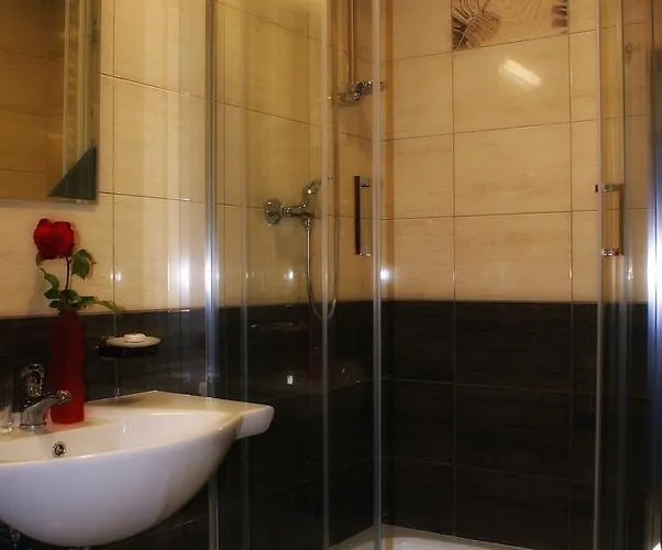 Pod Debem 3* Szydlowiec