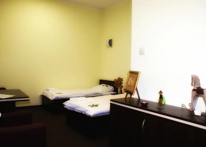 Hotel Pod Debem Szydlowiec